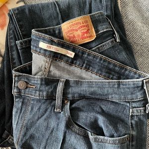 Levi’s 711 Skinny Jeans